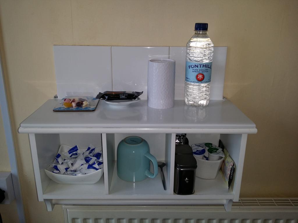 The Beach House Great Yarmouth Room photo